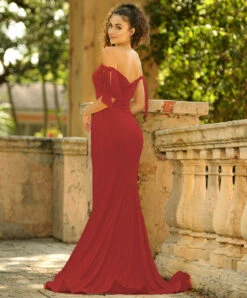 Amber Gown - Burgundy