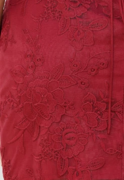 Shay Lace Dress - Berry - FINAL SALE 19 Shay Lace Dress - Berry - FINAL SALE -US Dress Sales Shop closeup shay 09676.1596318325